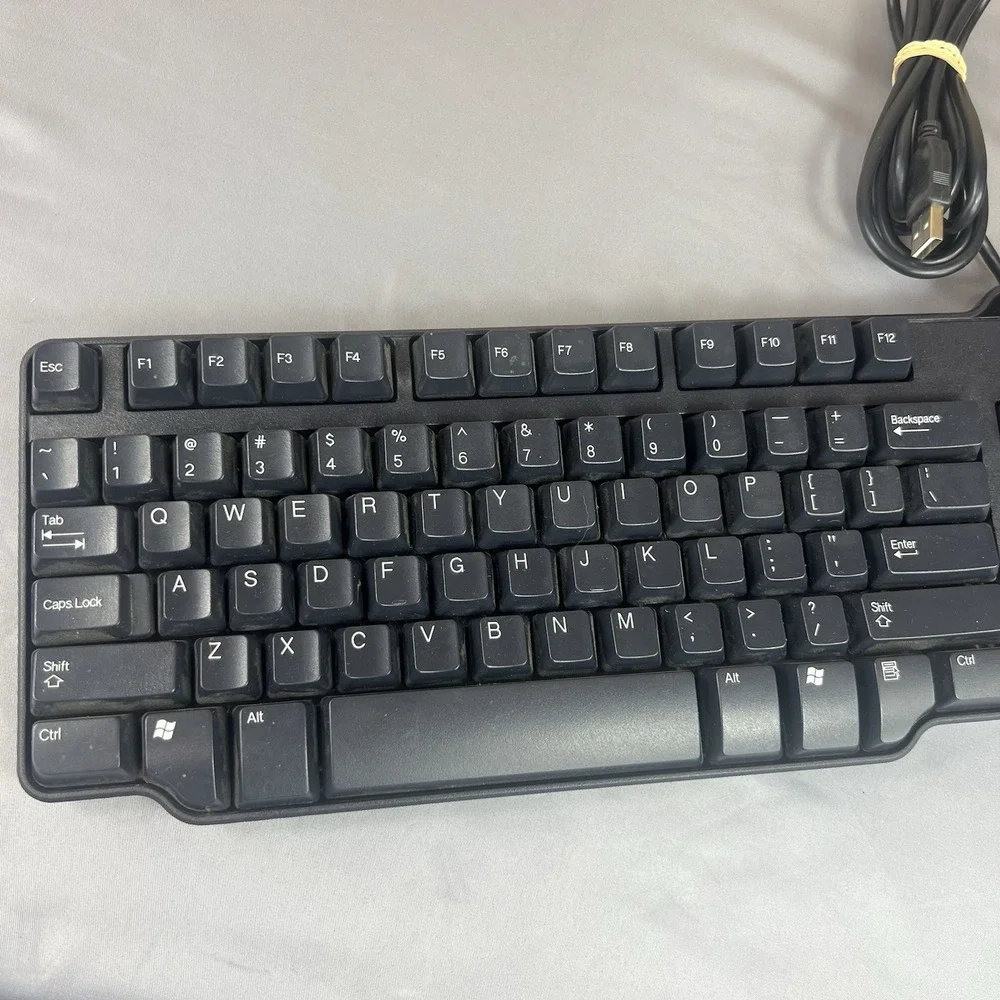 Dell SK-8115 Wired USB Keyboard Black English QWERTY Plug-Play Used